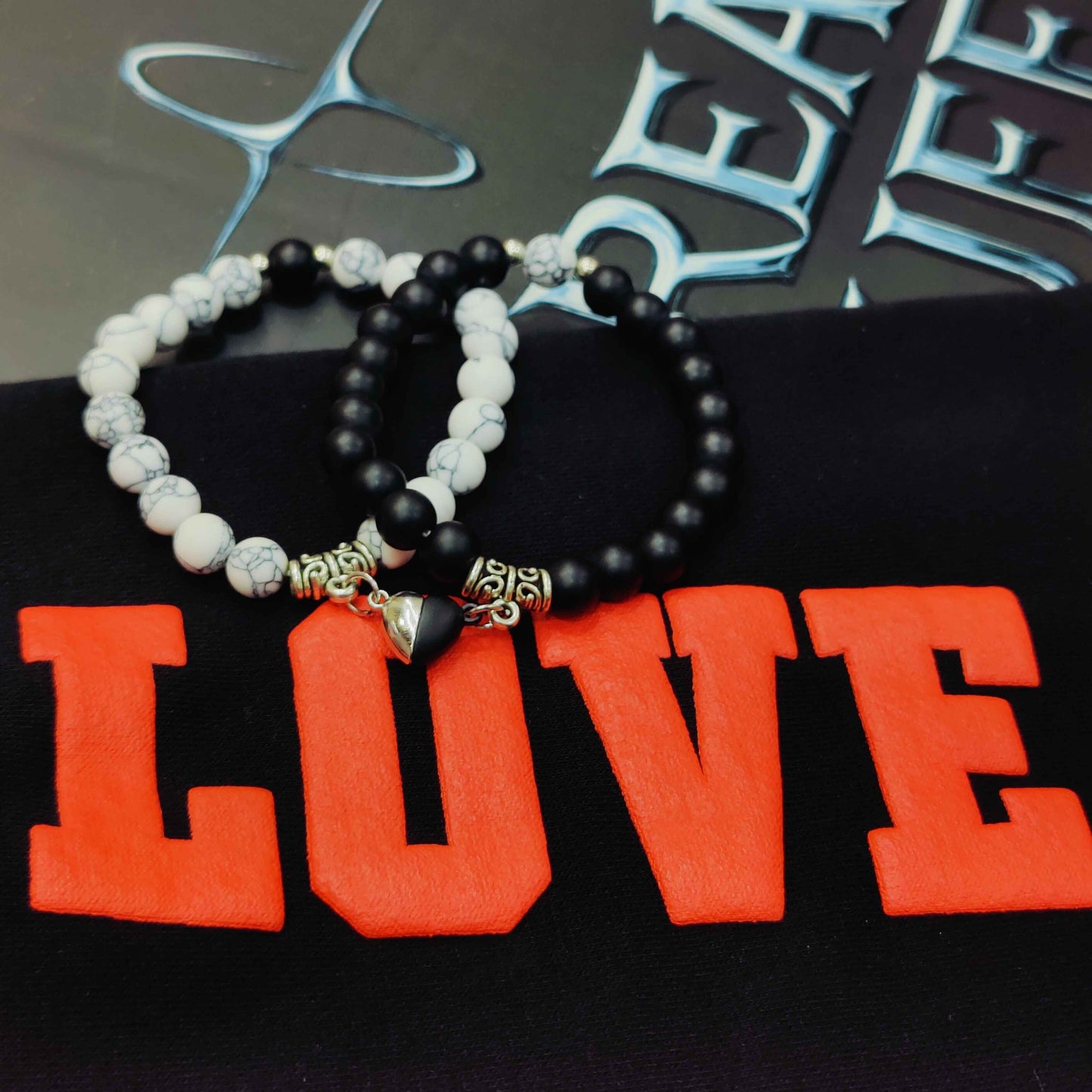 Unreal Stuff Couple Hoodie – I Love You Thiiiiiiiiis Much Edition